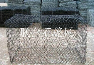 包塑石笼网
